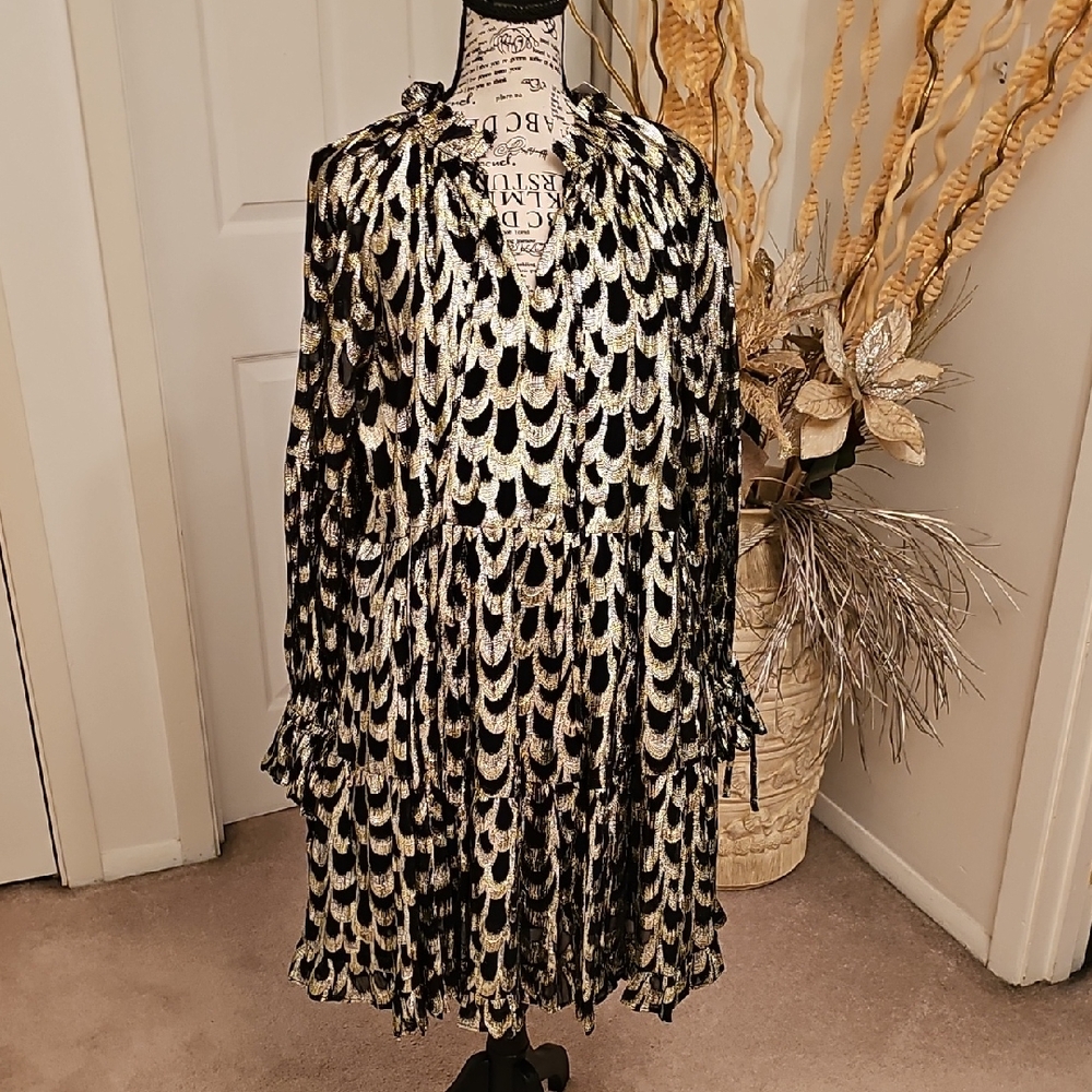 Gibson Latimer Black and Gold Patterned Dress